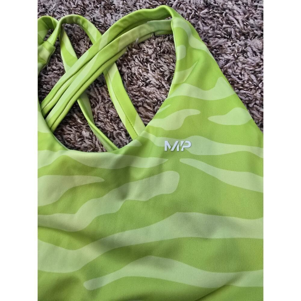 Green Camo Myprotein MP Sports Bra Criss Cross Back Medium Activewear Athletic - Picture 3 of 7